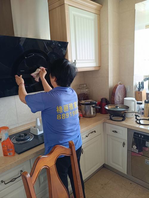 武漢格麗雅家政公司 專業(yè)家政服務(wù)，打造潔凈舒適生活空間