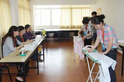 福建省首屆家政服務(wù)員職業(yè)技能競(jìng)賽圓滿落幕，婦聯(lián)助力家政服務(wù)業(yè)專業(yè)化發(fā)展